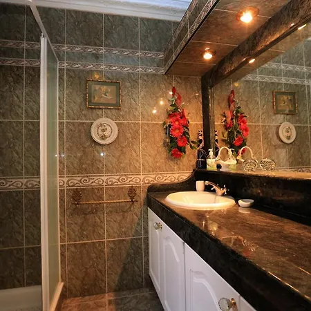 Luxurious With Private Pool Villa Costa Adeje (Tenerife)