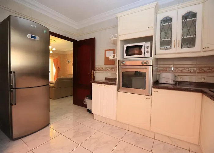 Luxurious With Private Pool Willa *